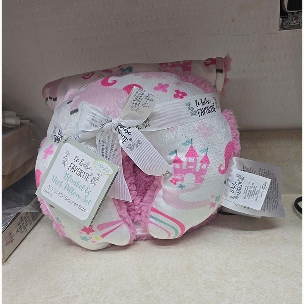 NEW Le Bebe Favorite Pink Castle‎ Pony Baby Blanket & Neck Pillow Set 12 Months